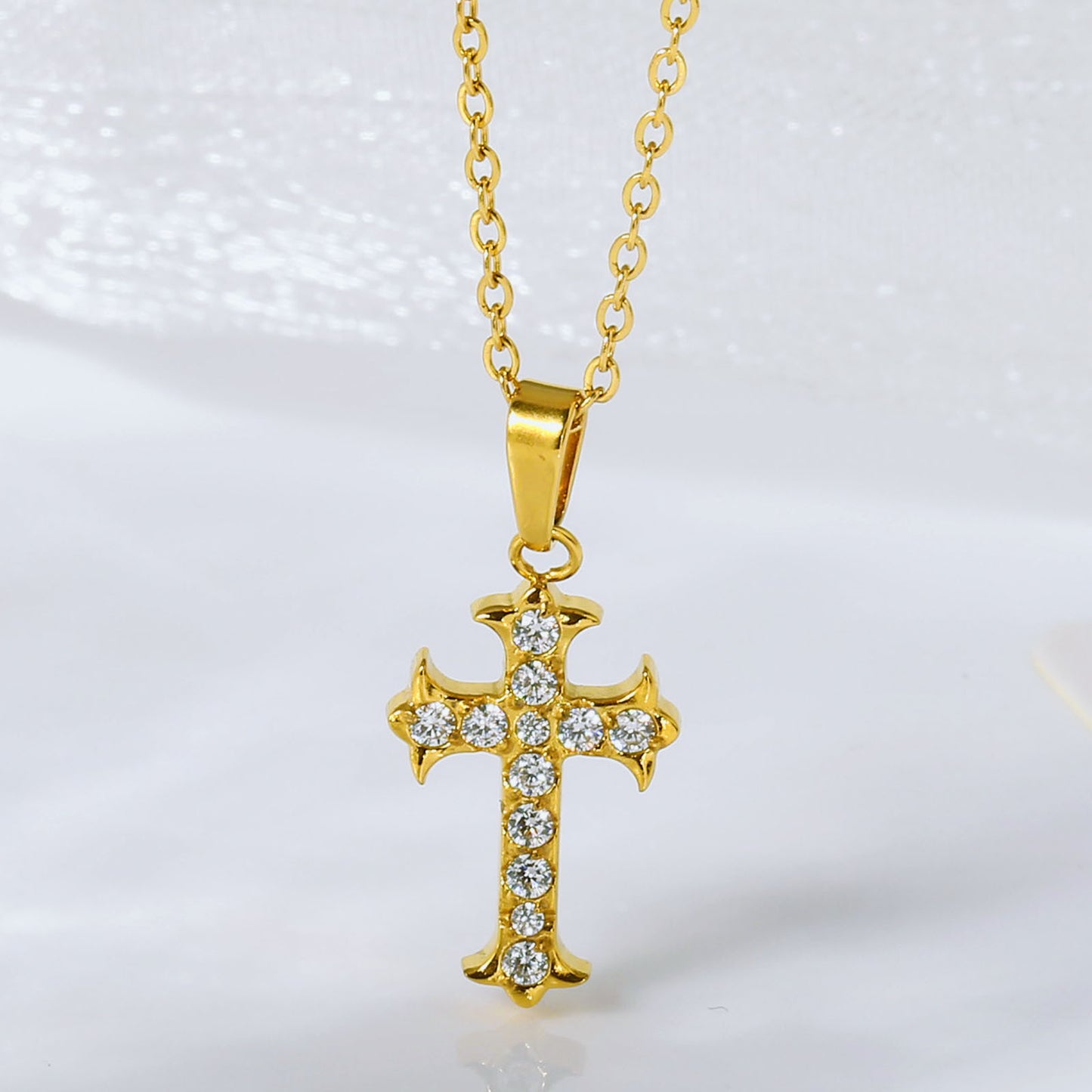 Cross necklace for women simple and colorfast zircon stainless steel collarbone chain titanium steel